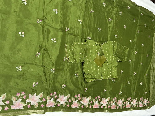 Saree with flowers