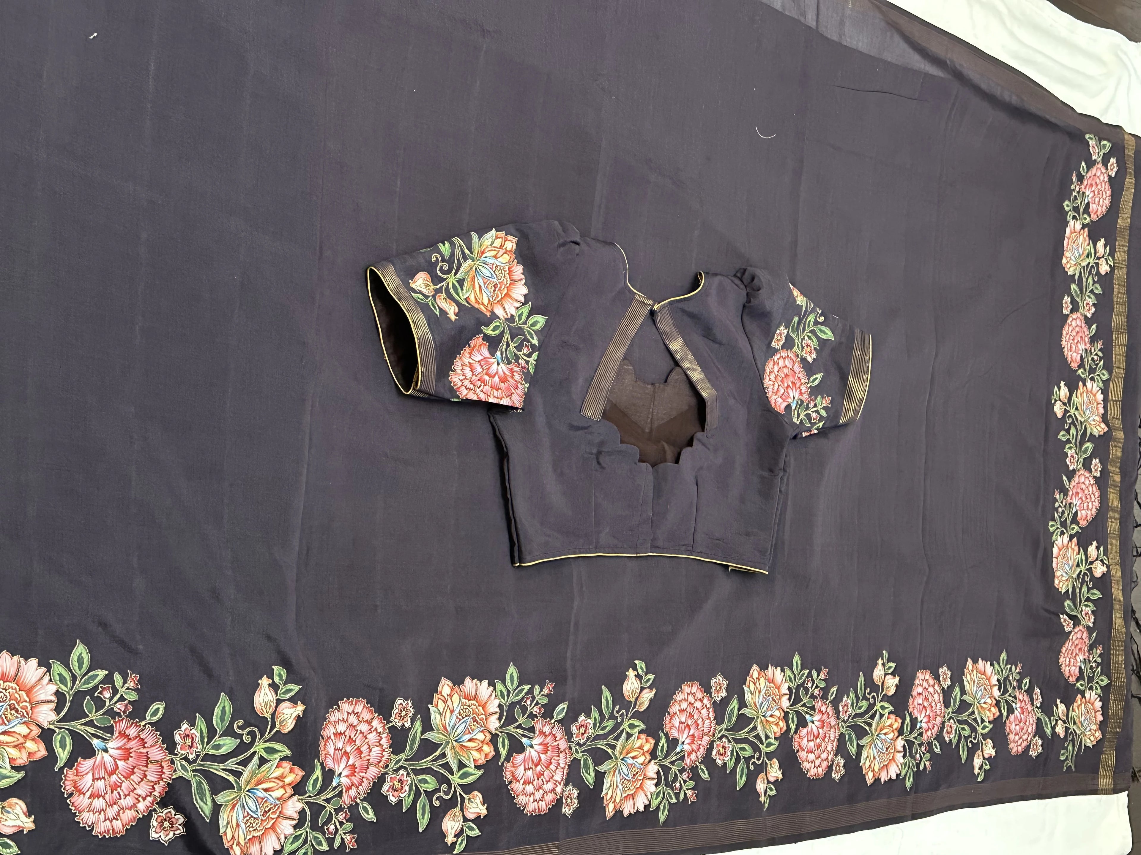 Saree with flowers border