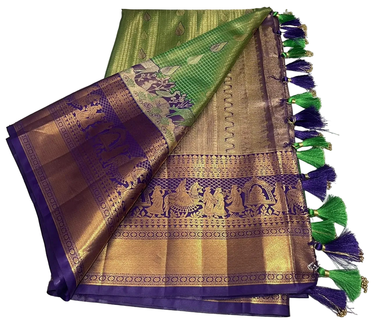 Pick & pick double od saree with pico faul and Stiched blouse and tassel