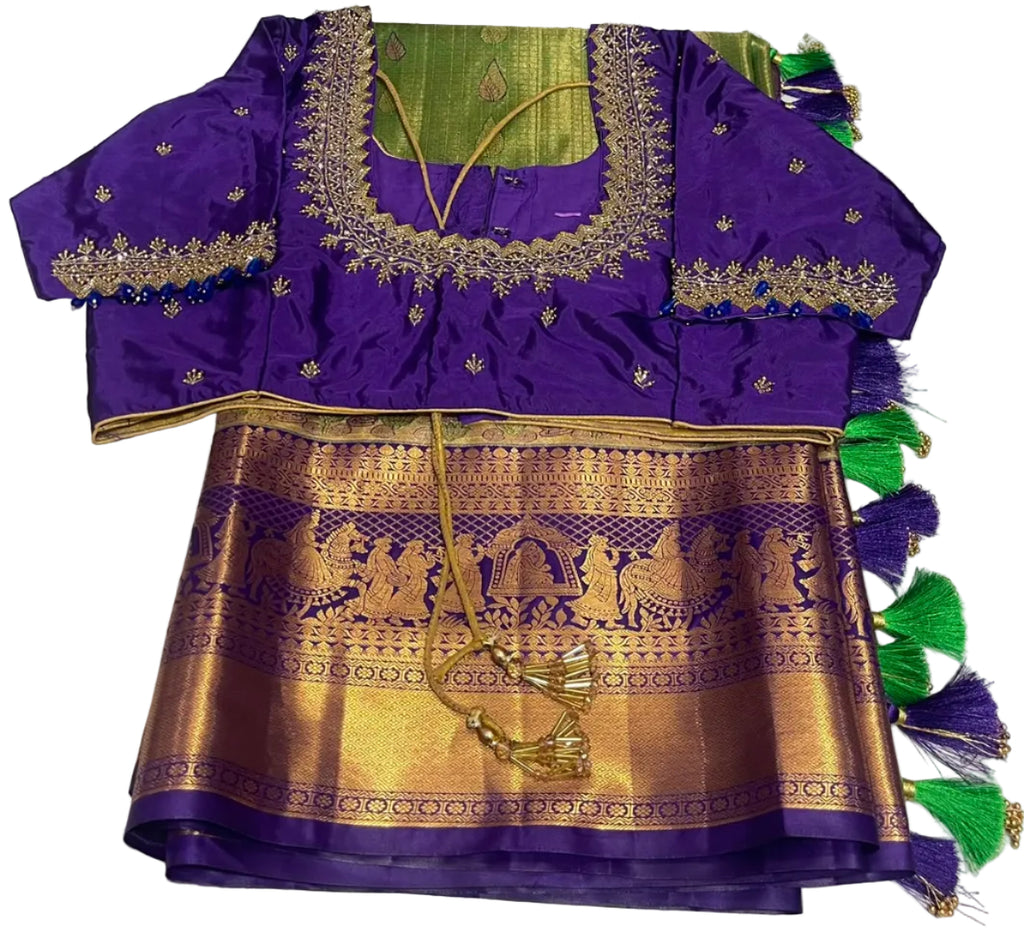Pick & pick double od saree with pico faul and Stiched blouse and tassel